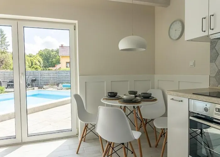 Apartament Klos * Klos